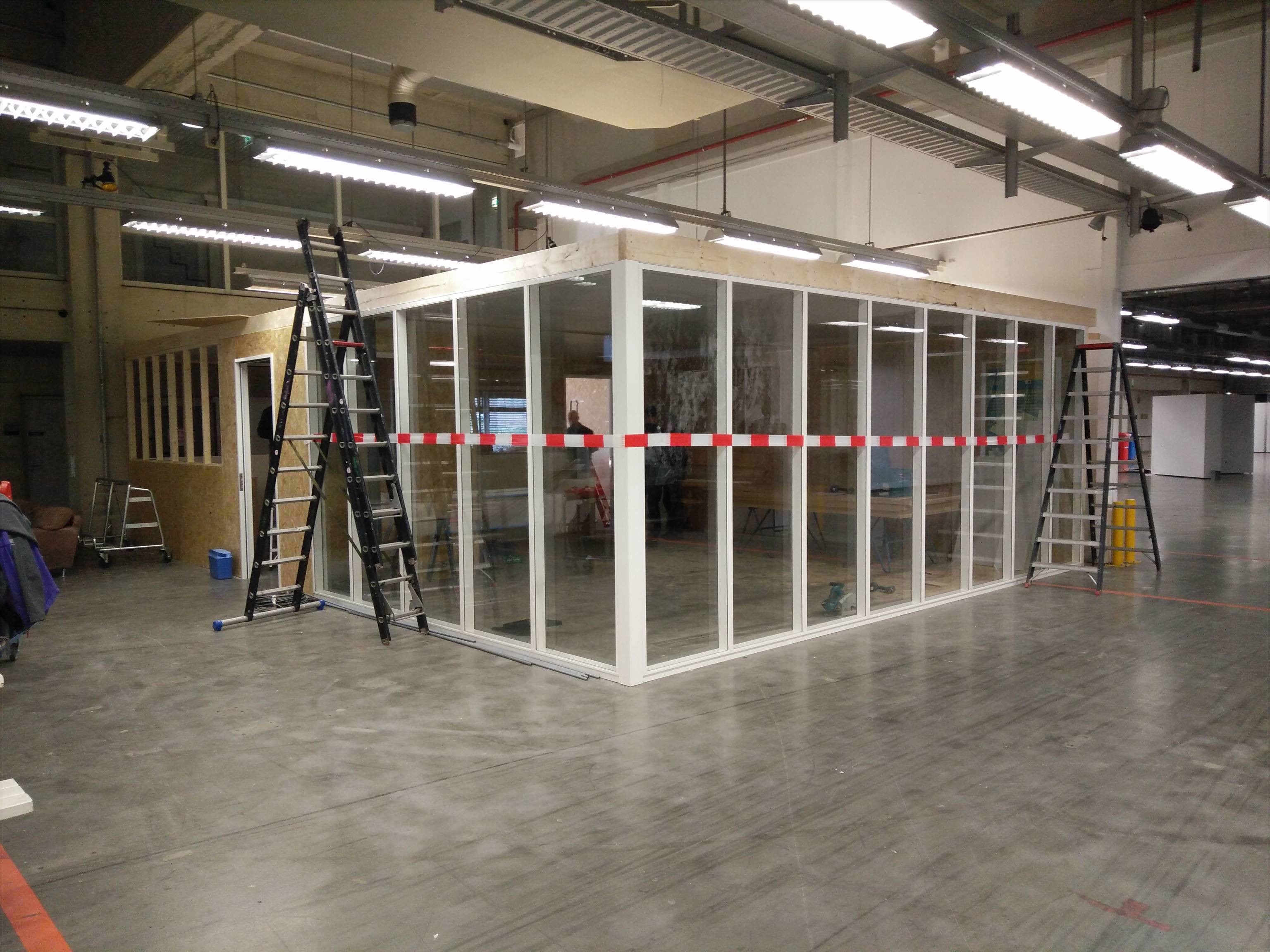 material incubator (MI)